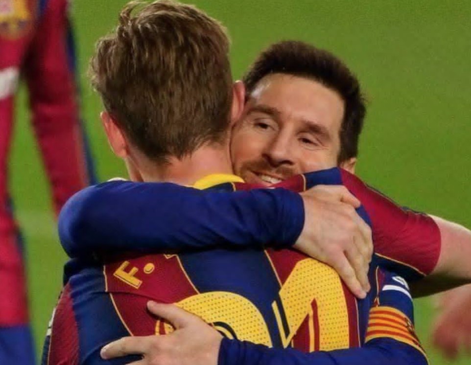 Frenkie de Jong nedostaje Lionelu Messiju koji nosi 10. majicu Barcelone